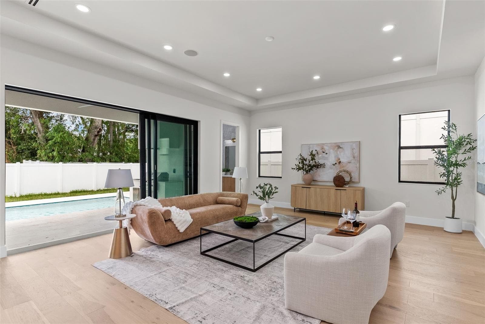 Single Family Residence at 1005 W BRADDOCK ST, TAMPA, photo 15 of 55
