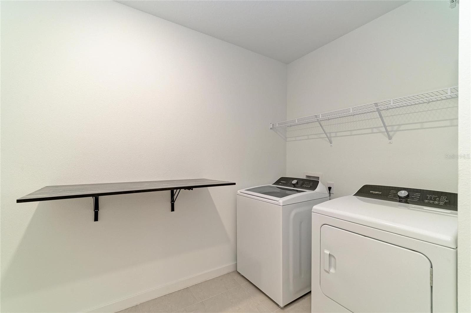 EXPANSIVE Laundry Room with folding station - 12703 BLUE REFLECTION AVE, PARRISH
