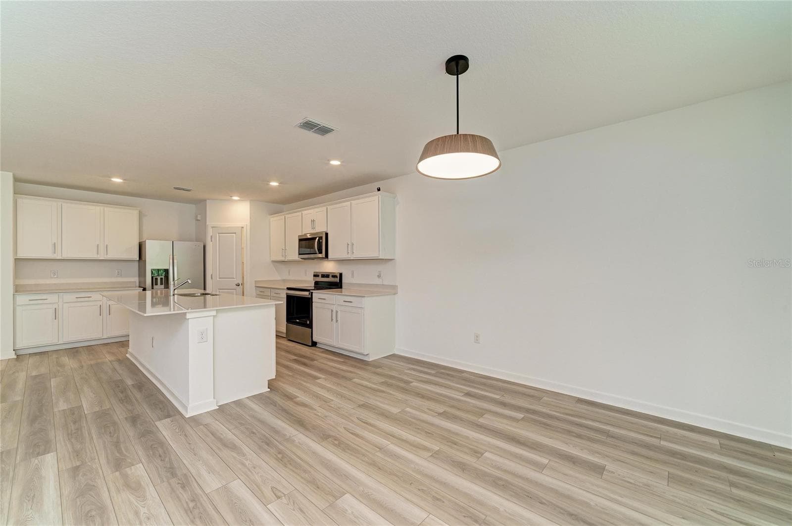 Single Family Residence at 12703 BLUE REFLECTION AVE, PARRISH, photo 19 of 60