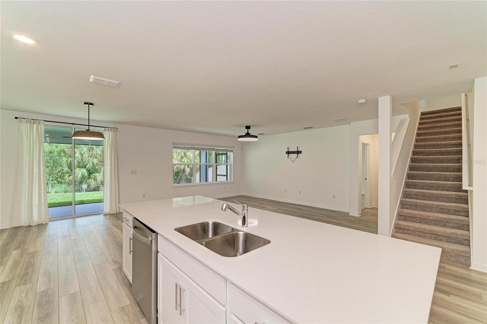 Single Family Residence at 12703 BLUE REFLECTION AVE, PARRISH, photo 27 of 60