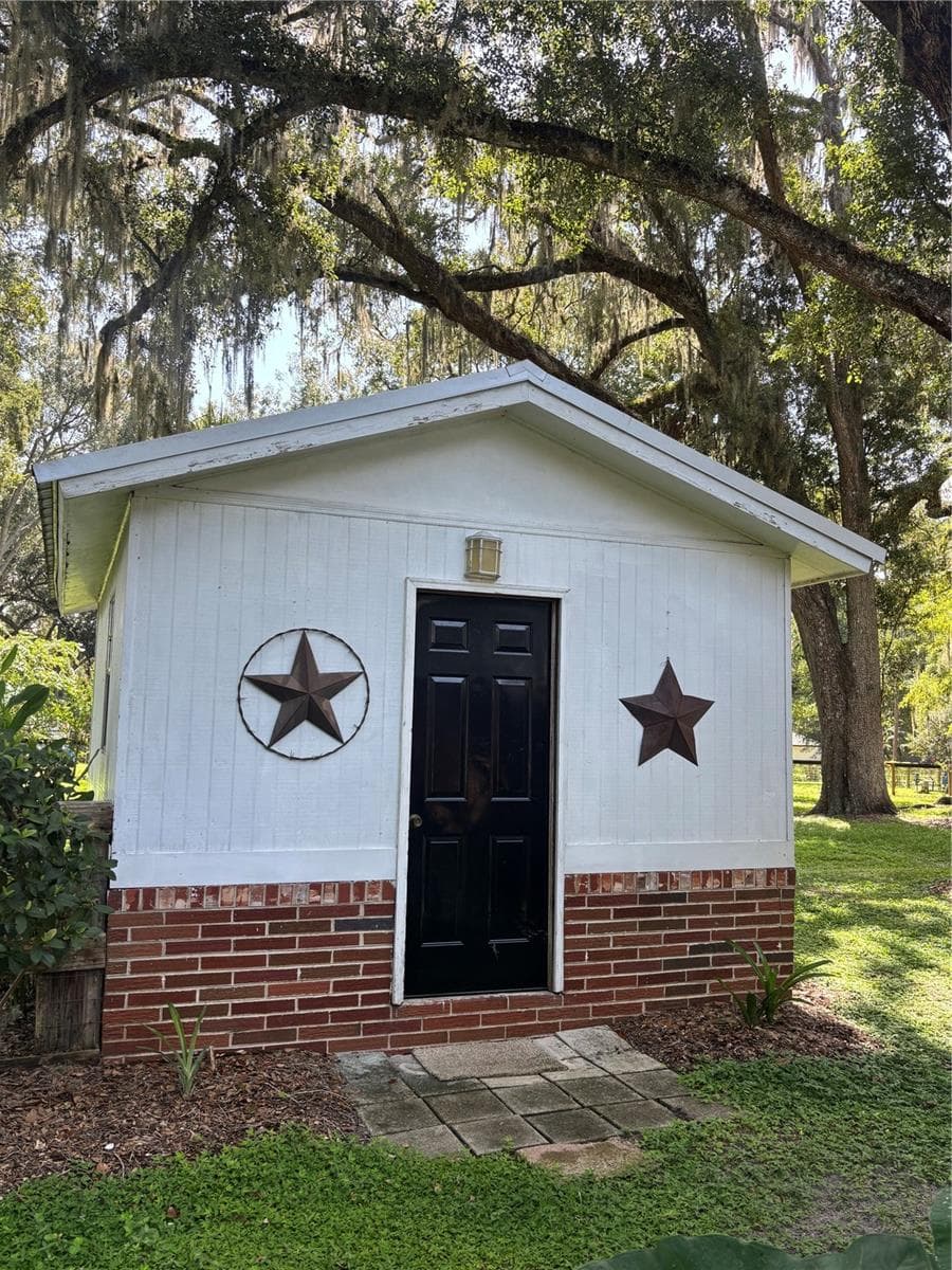Shed / laundry - 13565 NE 38TH AVE, ANTHONY
