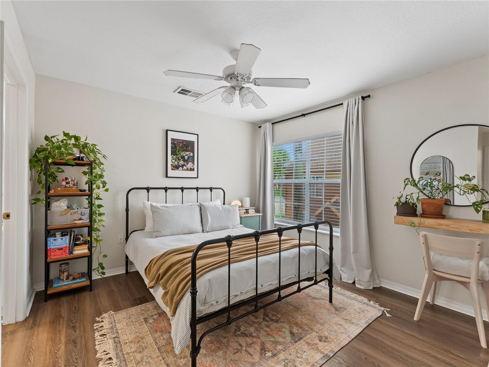 Condominium at 9186 LAKE CHASE ISLAND WAY, TAMPA, photo 13 of 25