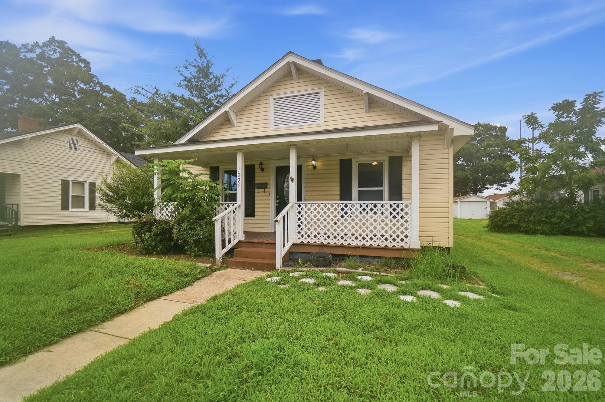 Single Family Residence at Kannapolis, photo 2 of 37