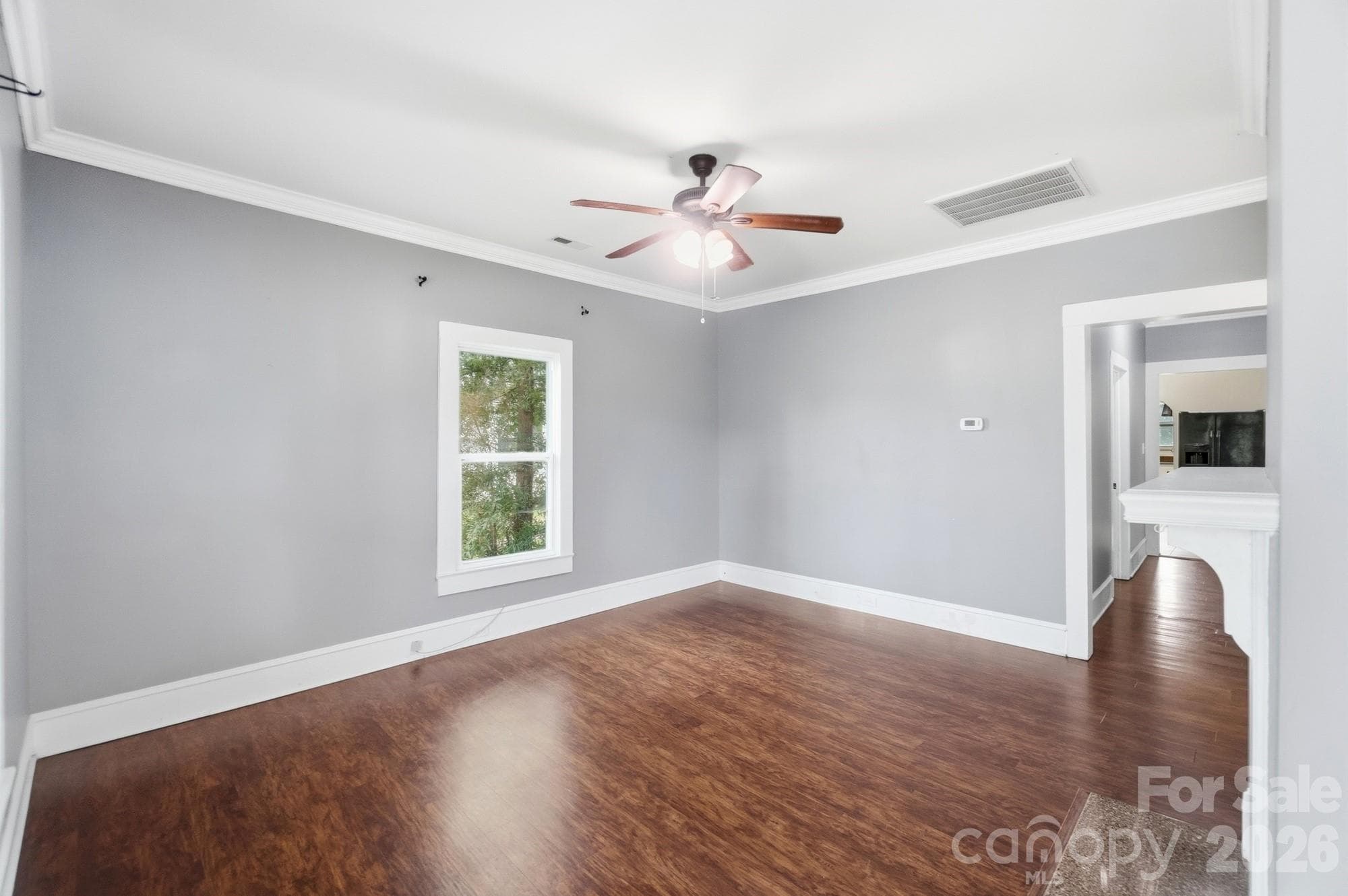 Single Family Residence at Kannapolis, photo 4 of 37