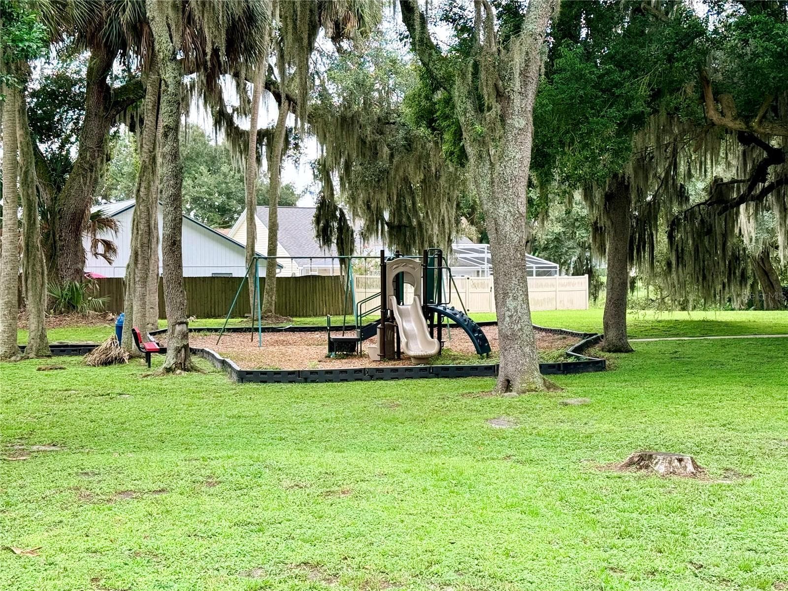 HOA Playground - 142 BRIGHTVIEW DR, LAKE MARY