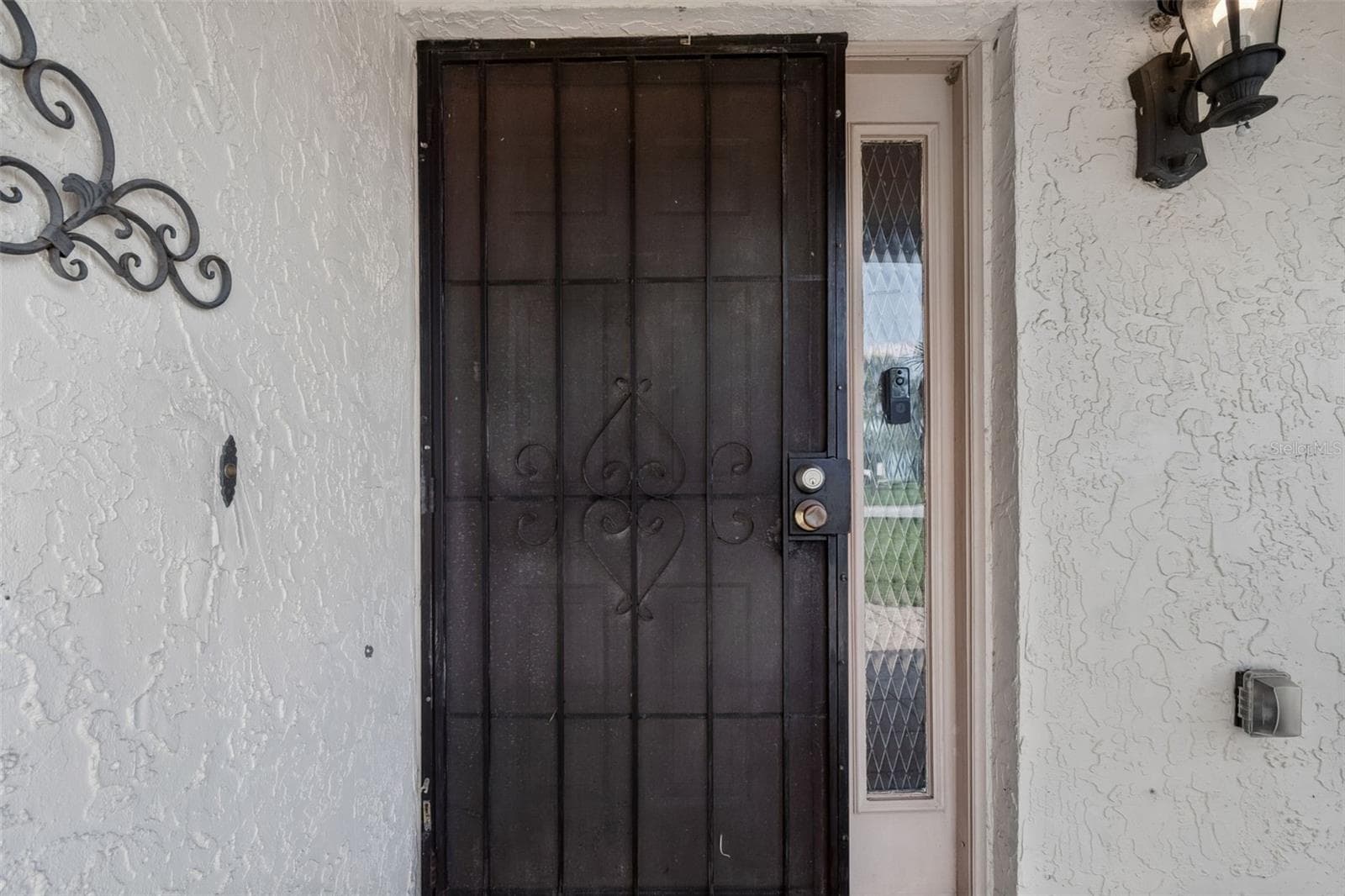 Single Family Residence at 10326 OUT ISLAND DR, TAMPA, photo 5 of 41