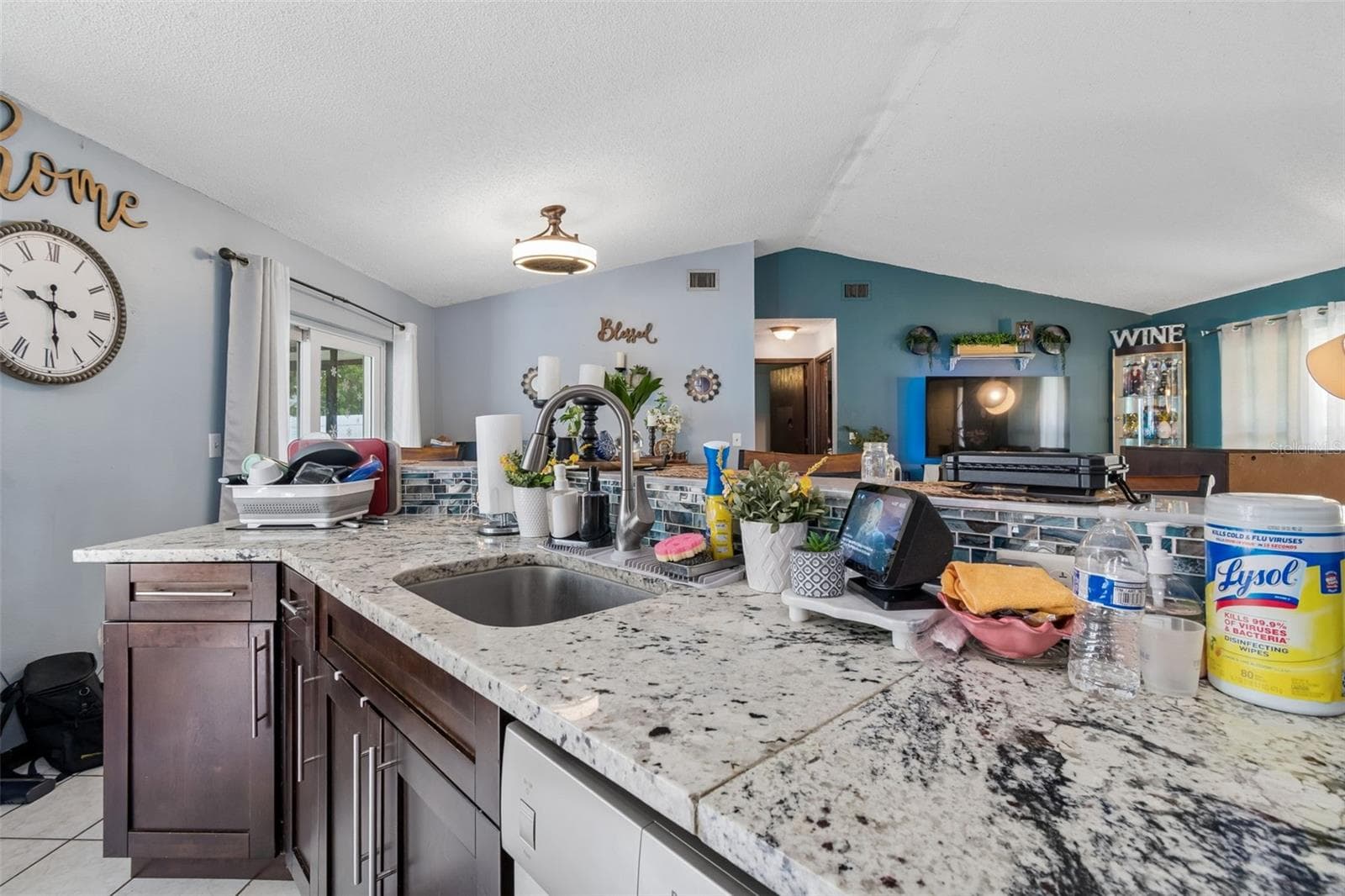 Single Family Residence at 10326 OUT ISLAND DR, TAMPA, photo 12 of 41