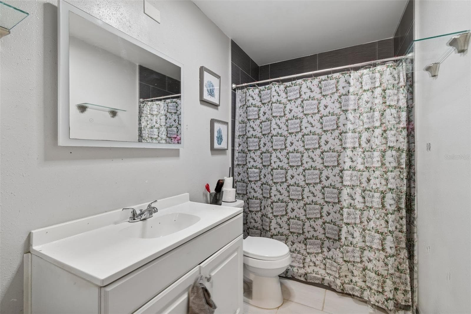 Single Family Residence at 10326 OUT ISLAND DR, TAMPA, photo 32 of 41