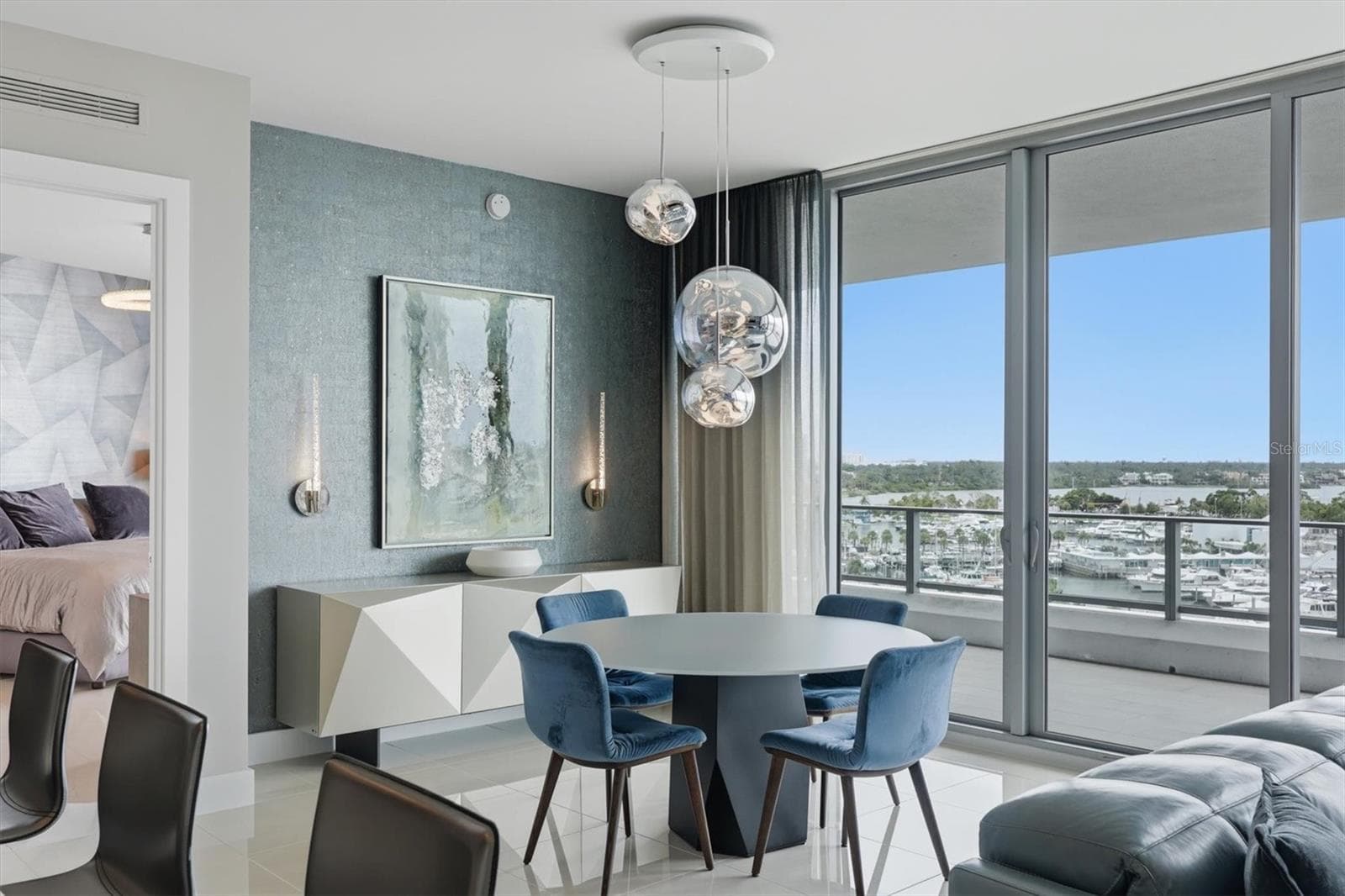 Dining with a view - 1155 N GULFSTREAM AVE #807, SARASOTA