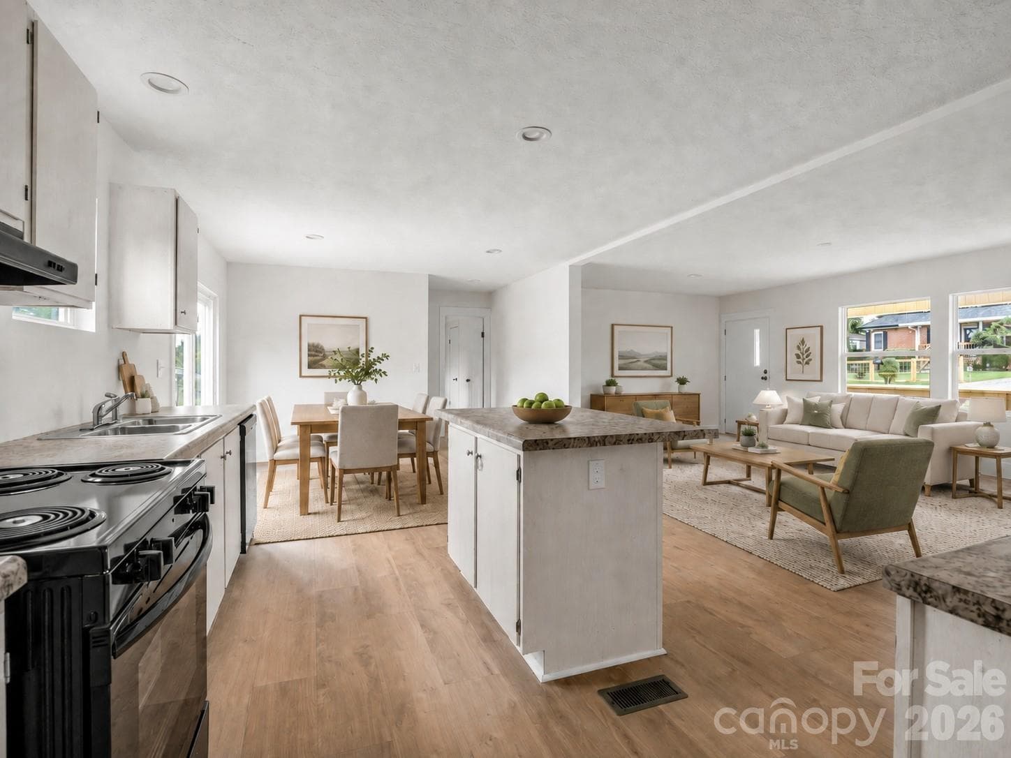 AI staging - 115 Maplewood Knoll Drive, Flat Rock