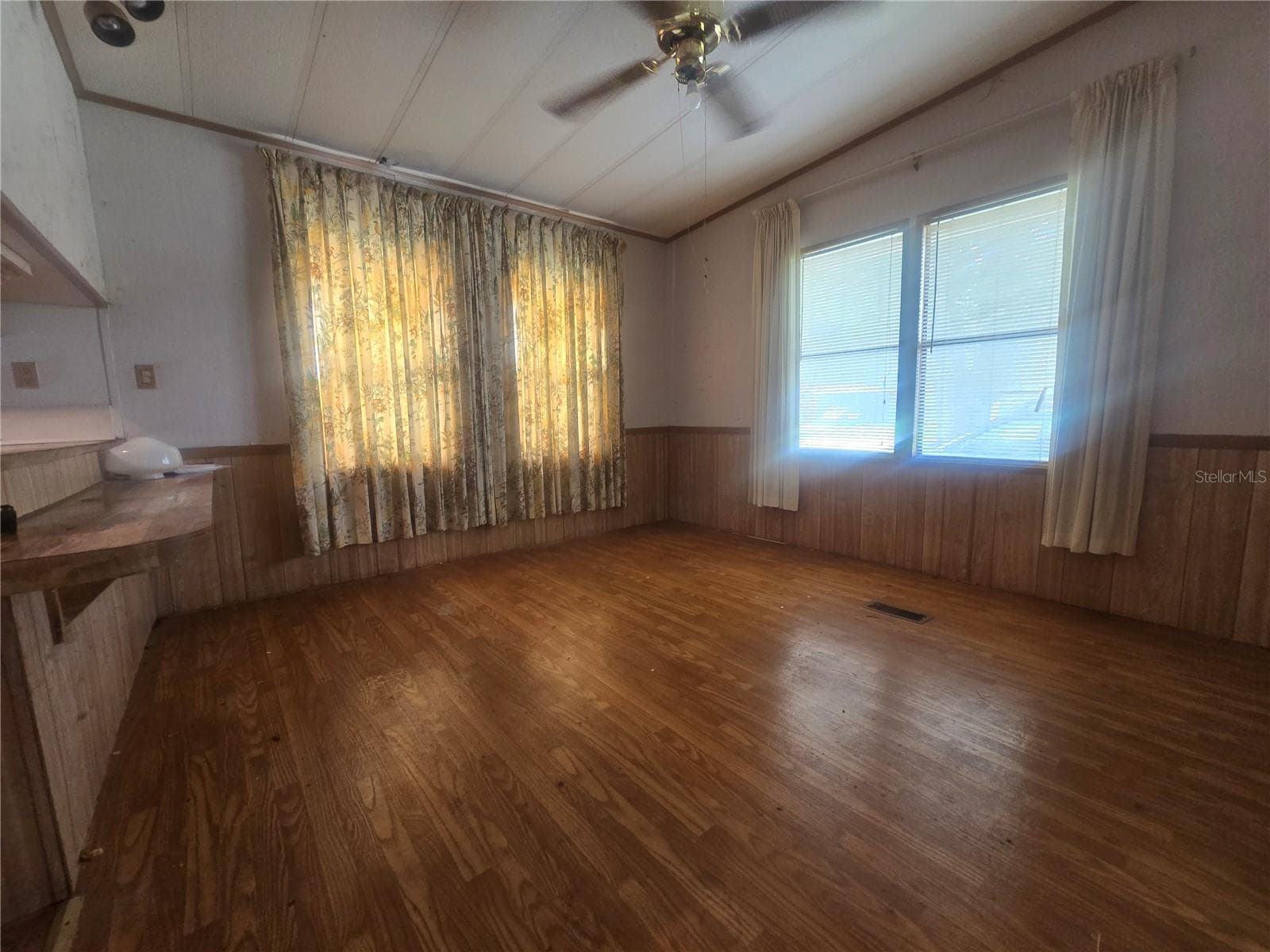 Manufactured Home at 3265 SE 132ND PL, BELLEVIEW, photo 50 of 64