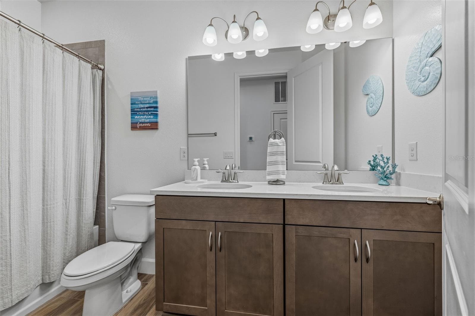 Single Family Residence at 1065 SIGNET DR, APOLLO BEACH, photo 27 of 56
