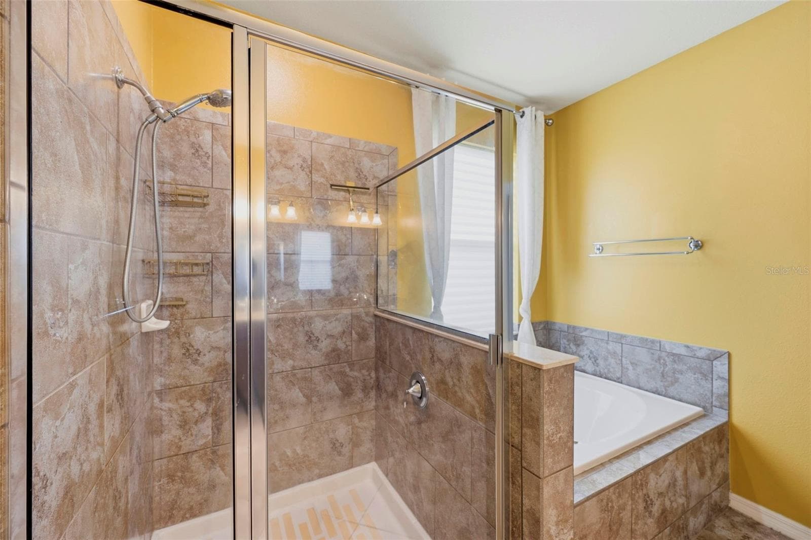 Single Family Residence at 5009 JAGGED CLOUD DR, WIMAUMA, photo 55 of 84