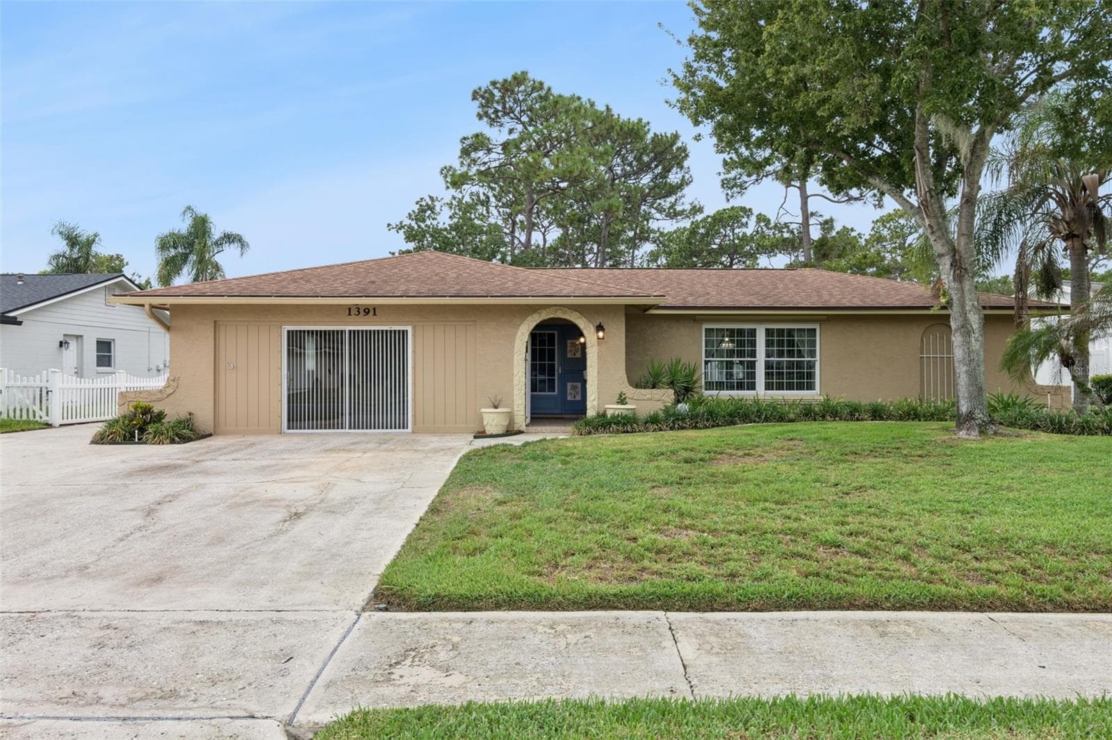 1391 AVALON BLVD