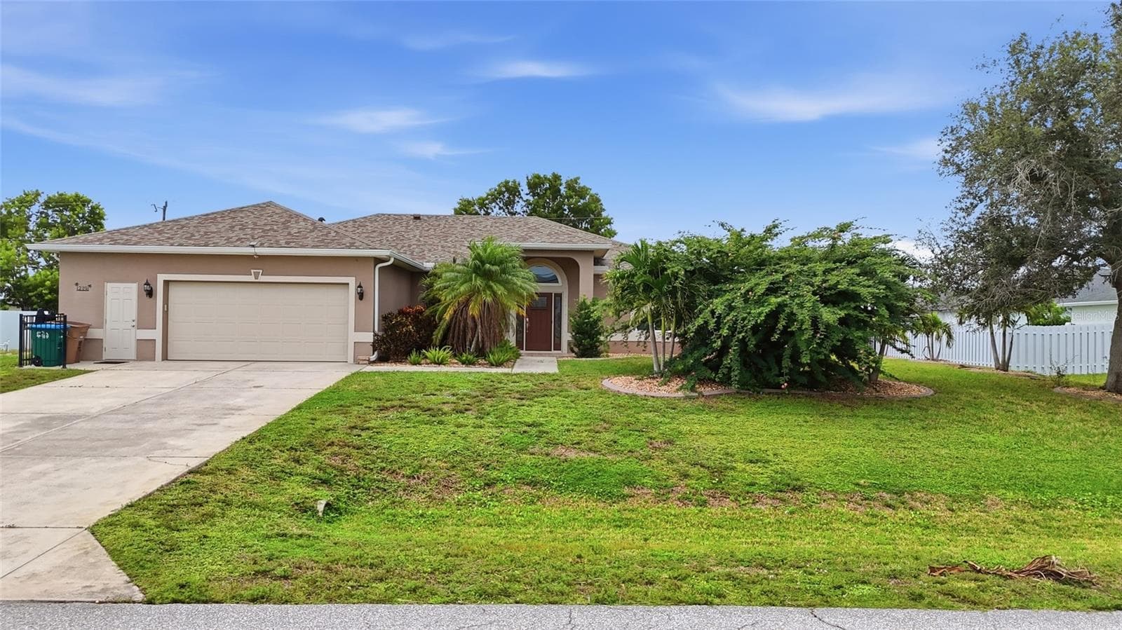 219 NW 12TH LN