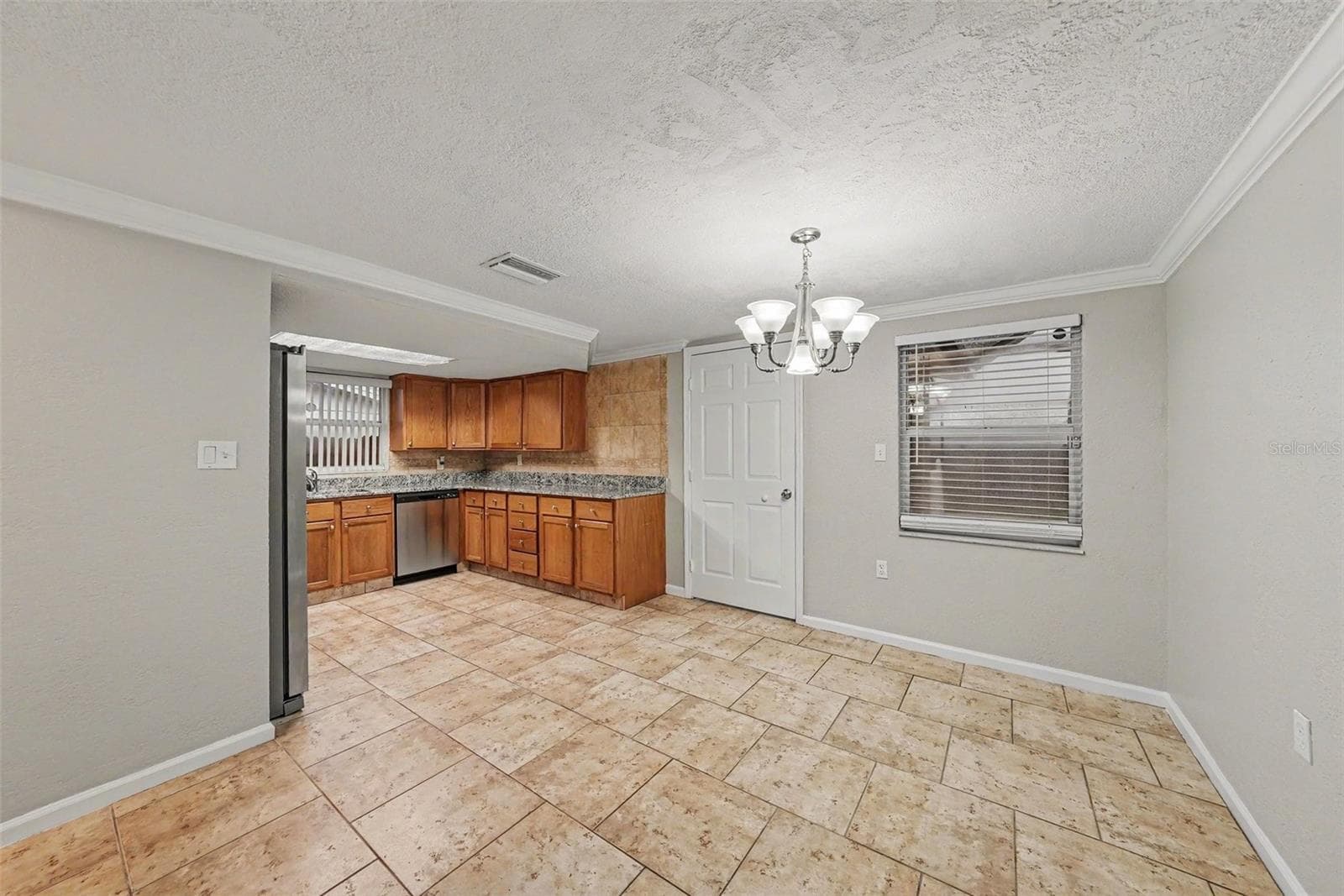 Single Family Residence at 9135 HUNT CLUB LN, PORT RICHEY, photo 2 of 20