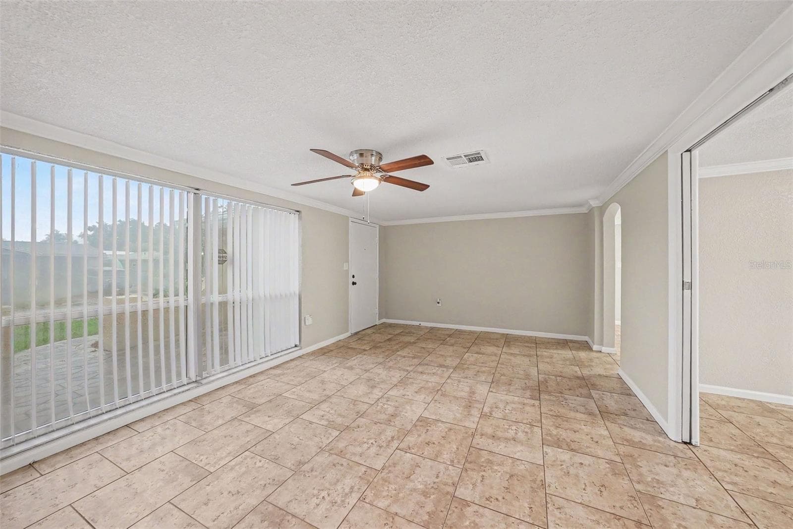 Single Family Residence at 9135 HUNT CLUB LN, PORT RICHEY, photo 6 of 20