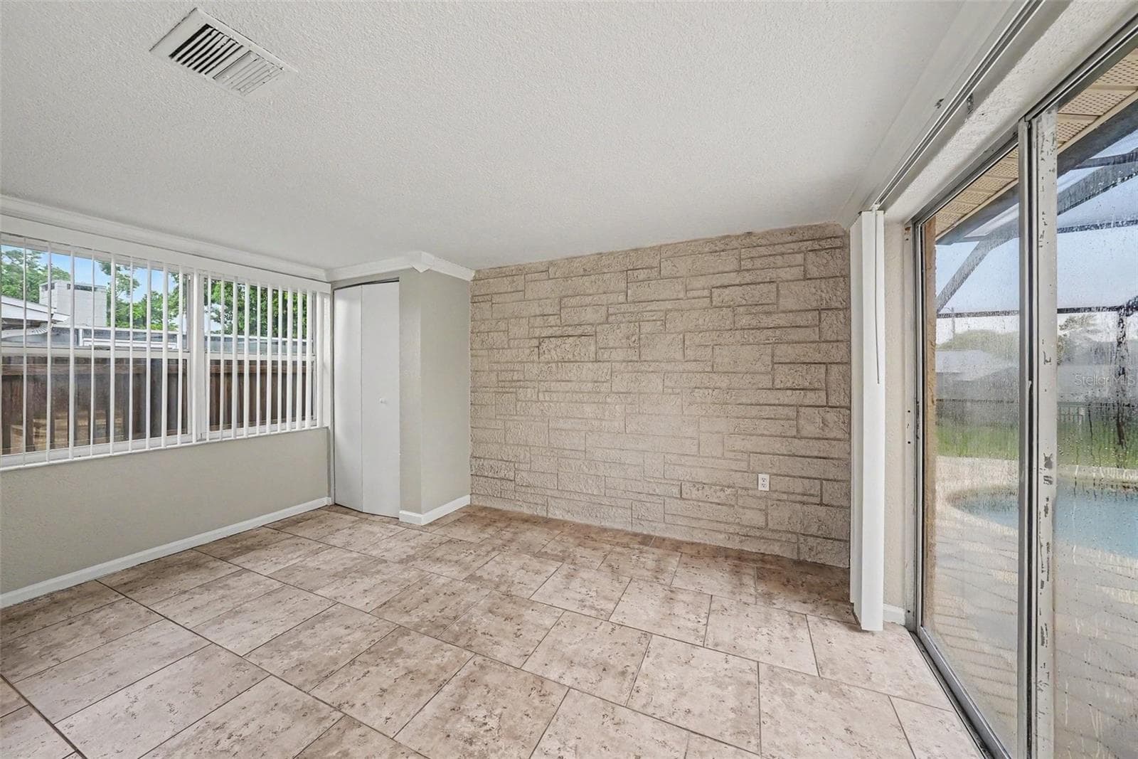 Single Family Residence at 9135 HUNT CLUB LN, PORT RICHEY, photo 17 of 20