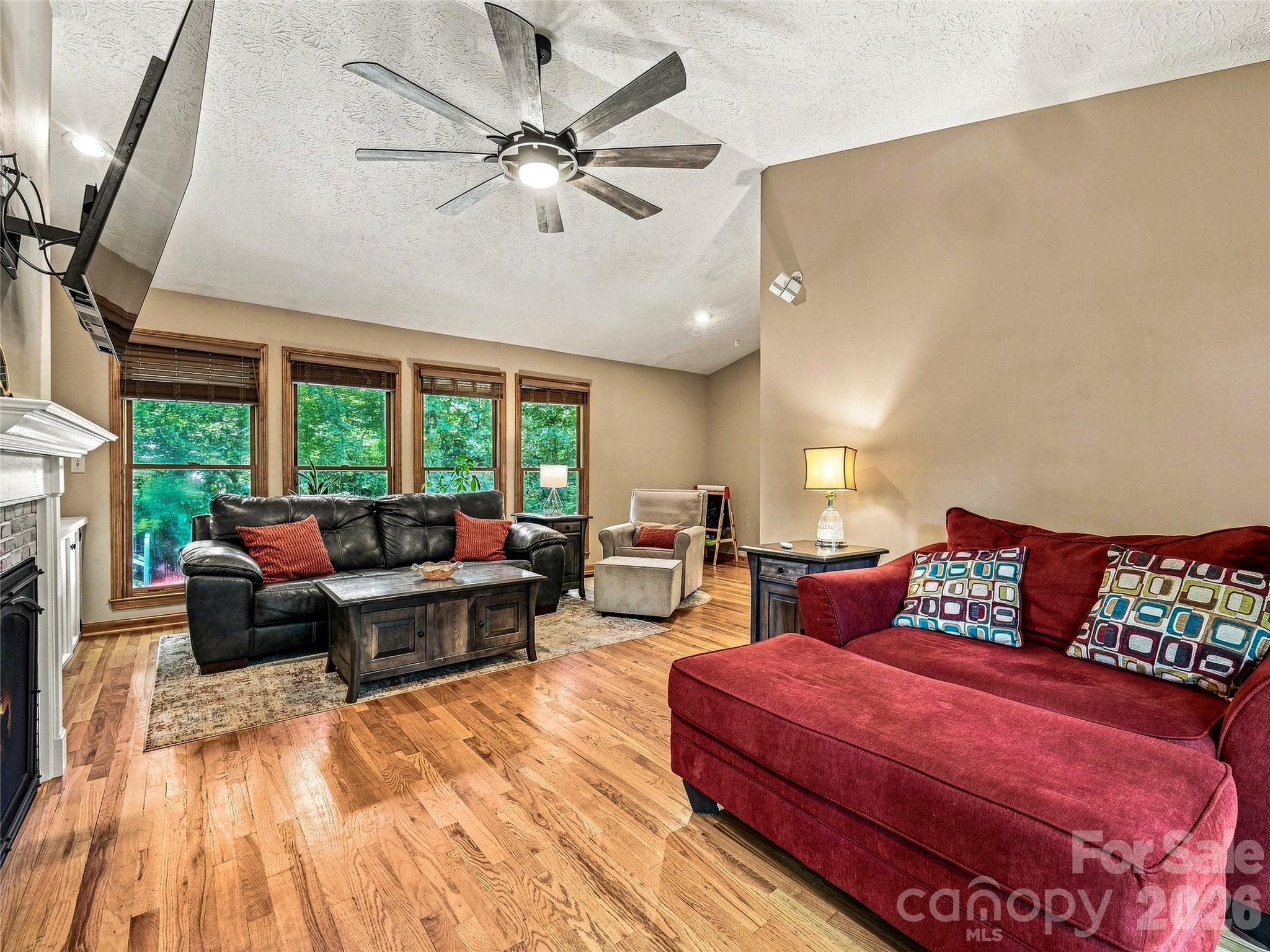 Single Family Residence at 70 Promised Ridge Drive, Hendersonville, photo 24 of 48
