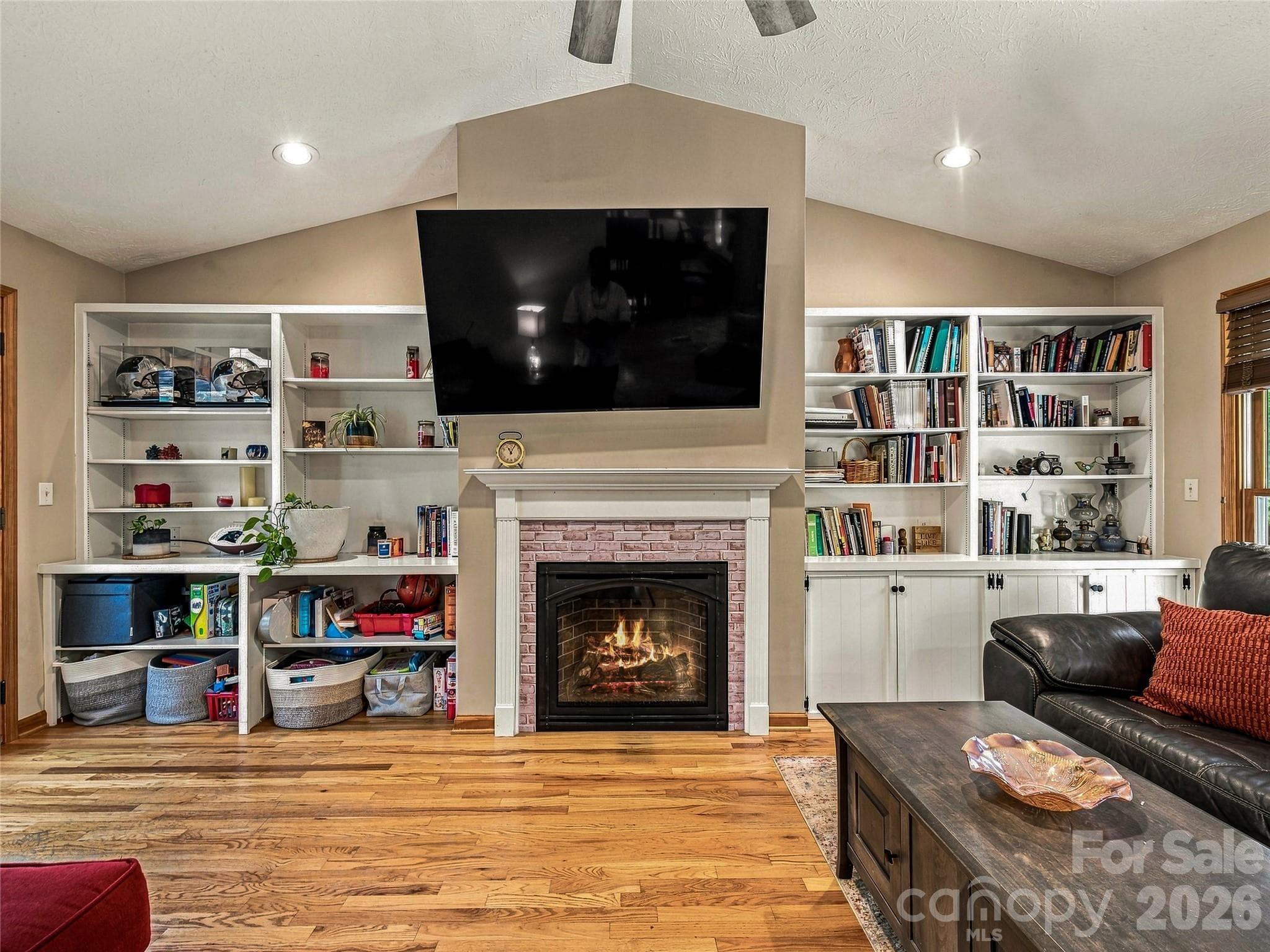 Single Family Residence at 70 Promised Ridge Drive, Hendersonville, photo 25 of 48