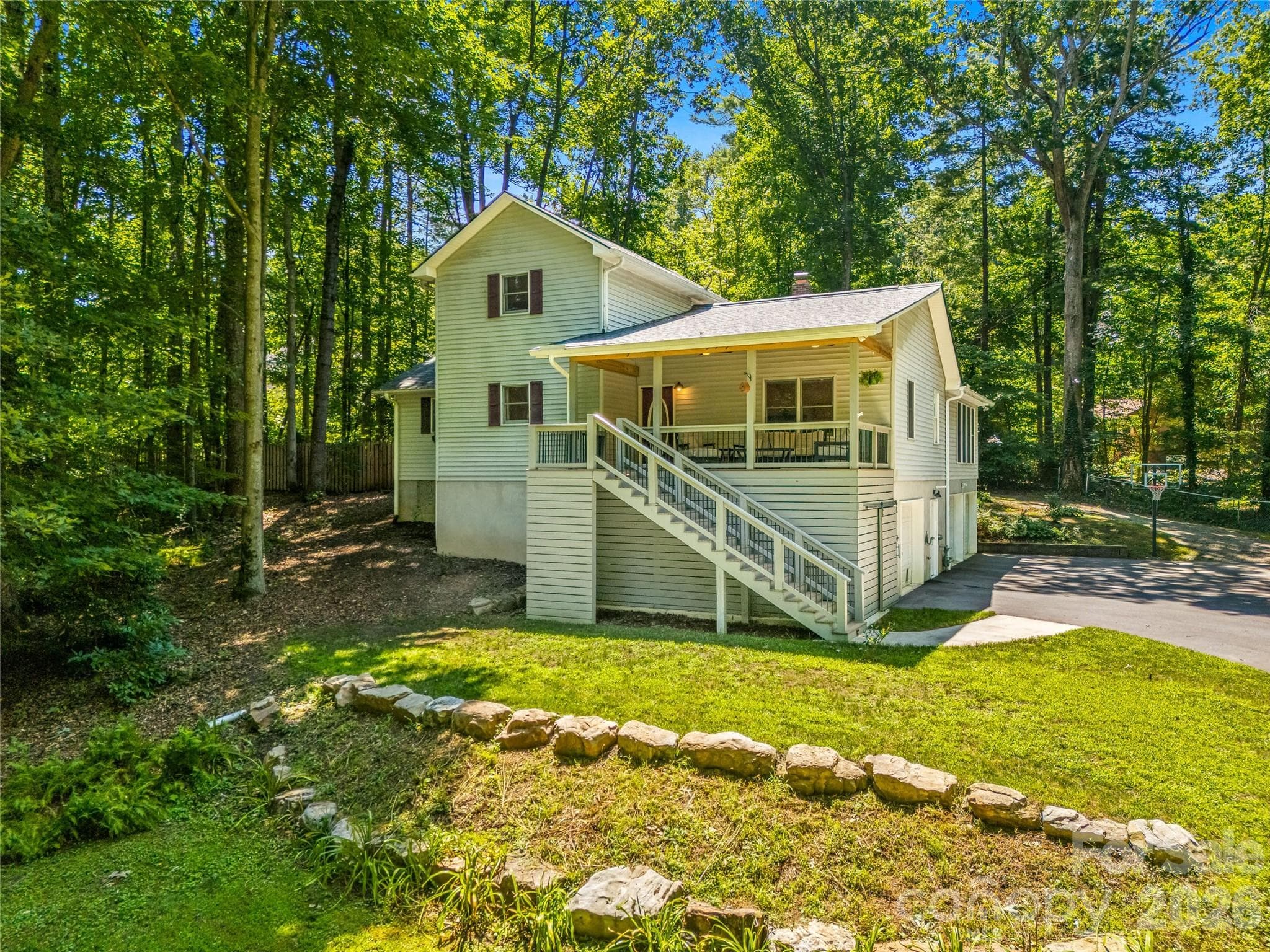 Single Family Residence at 70 Promised Ridge Drive, Hendersonville, photo 47 of 48