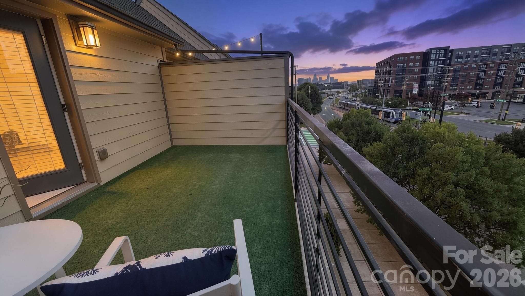 Townhouse at 3822 Sky Haven Drive, Charlotte, photo 2 of 41