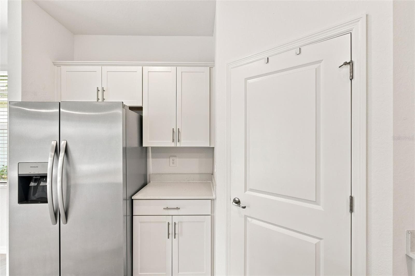 Single Family Residence at 11296 PINOT DR, VENICE, photo 13 of 50