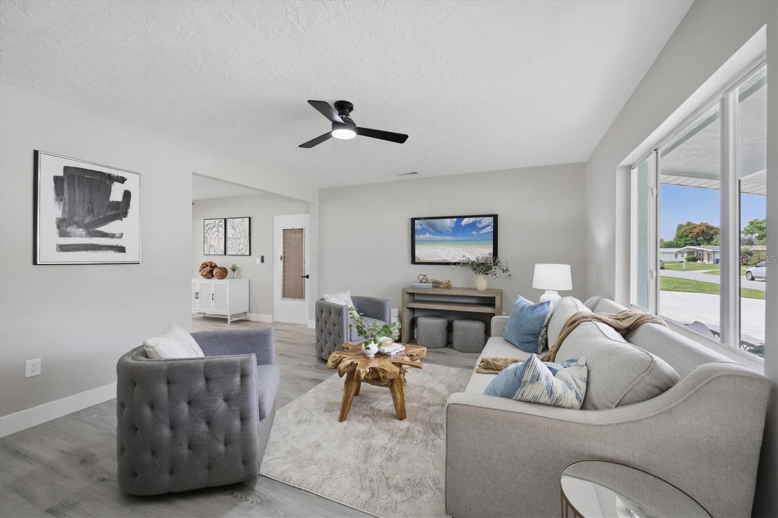 Single Family Residence at 4219 DEERFIELD DR, SARASOTA, photo 5 of 40
