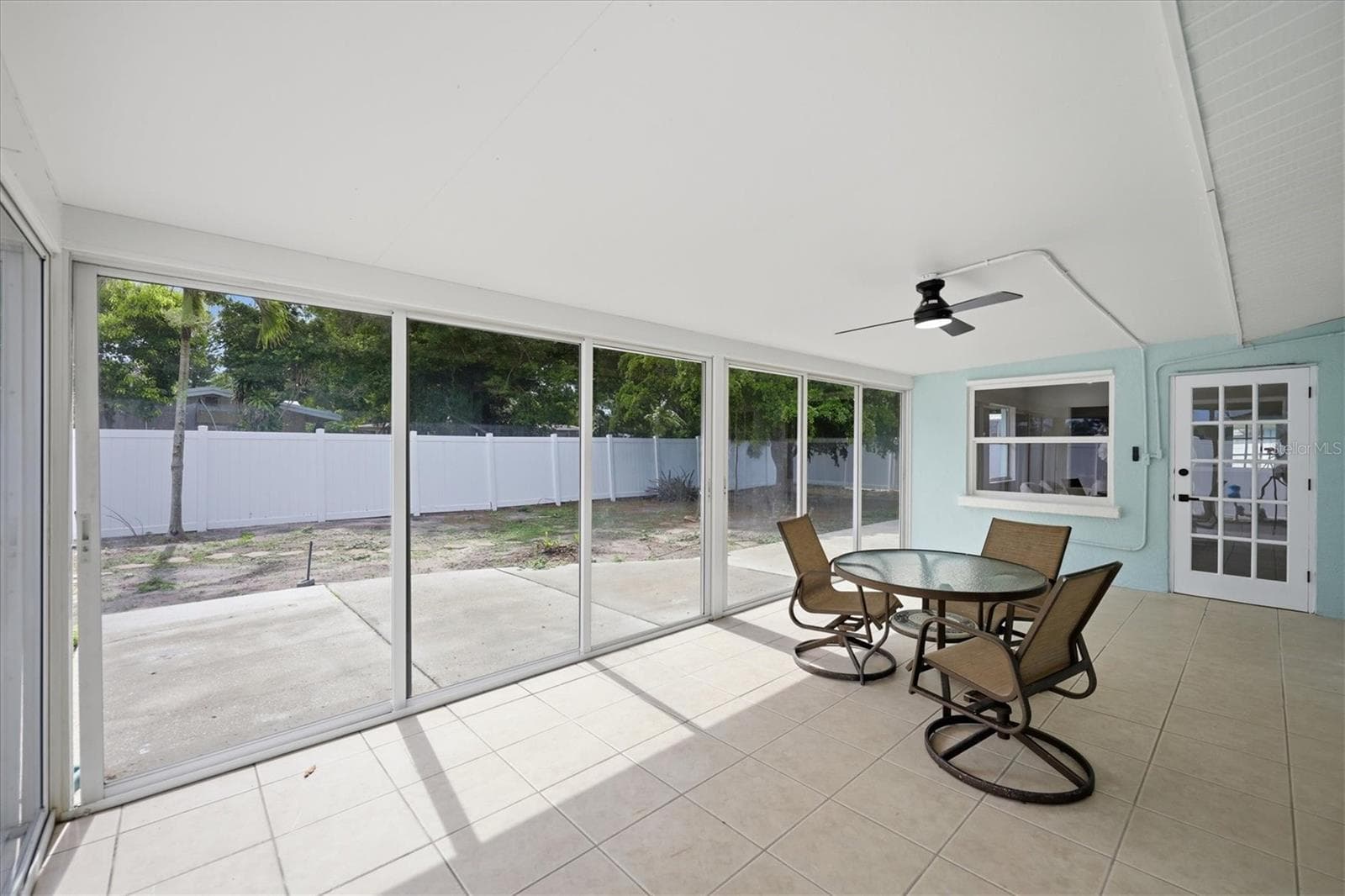 Single Family Residence at 4219 DEERFIELD DR, SARASOTA, photo 32 of 40