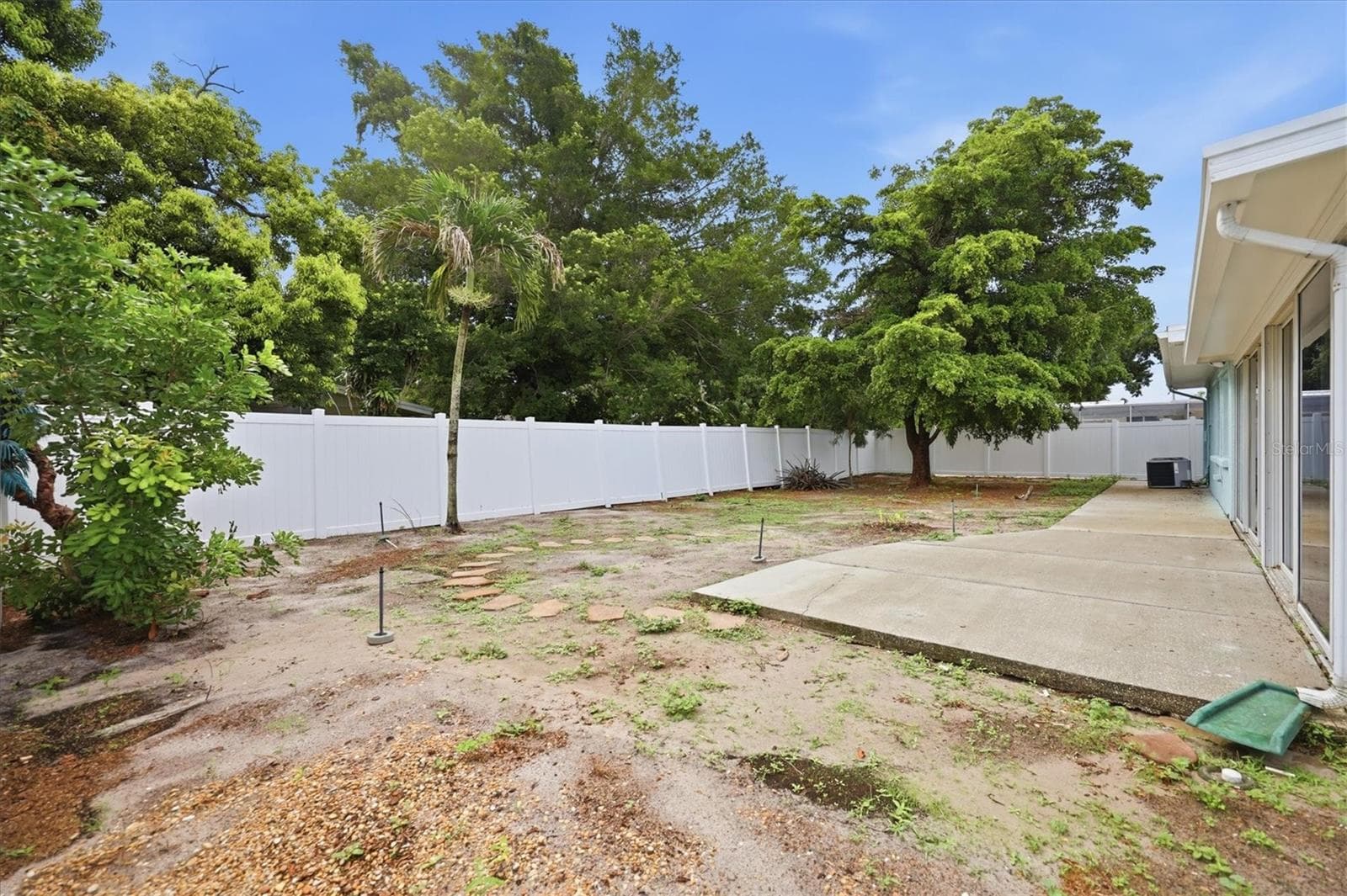 Single Family Residence at 4219 DEERFIELD DR, SARASOTA, photo 36 of 40