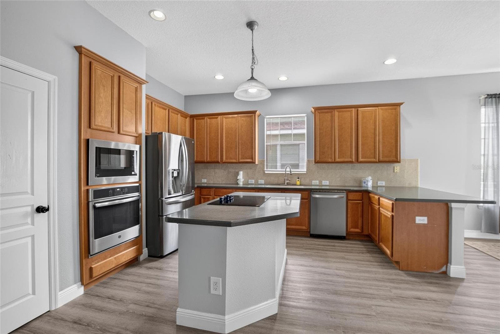 Single Family Residence at 5246 BRIGHTON SHORE DR, APOLLO BEACH, photo 16 of 84