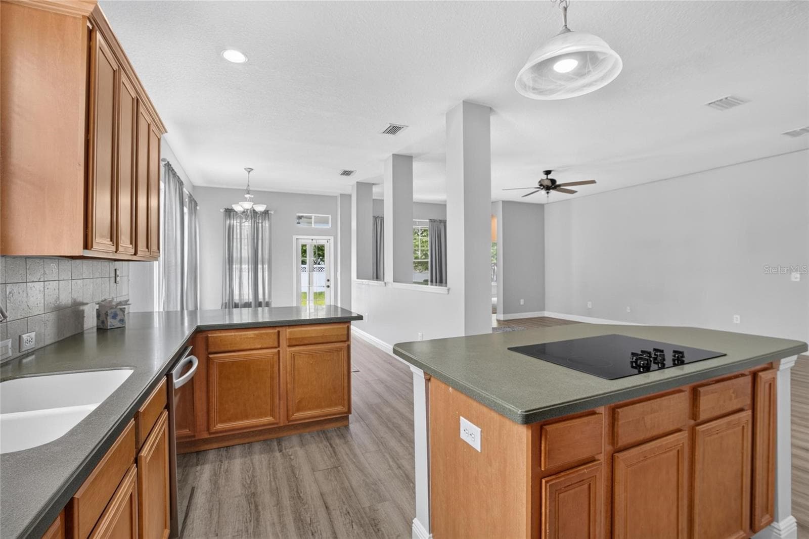 Single Family Residence at 5246 BRIGHTON SHORE DR, APOLLO BEACH, photo 17 of 84