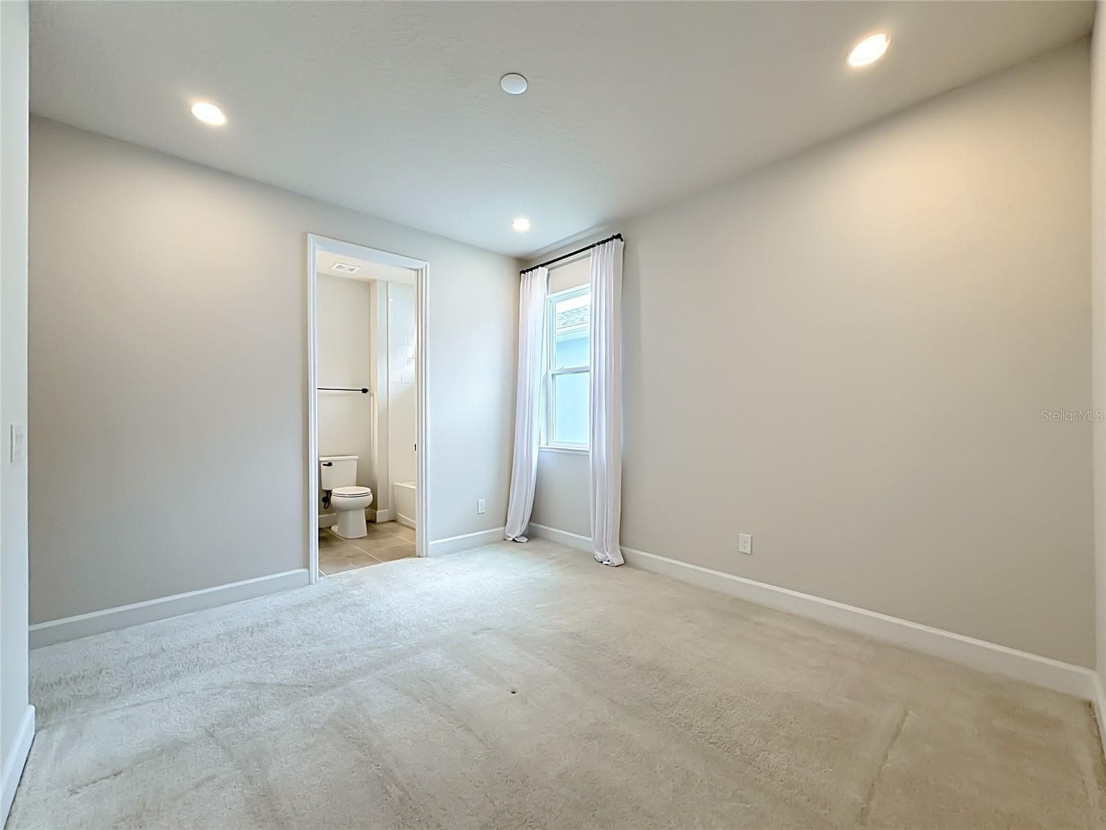 Bedroom #3 - Guest Suite - Private Bathroom - 3540 STONEBRIAR LN, SANFORD