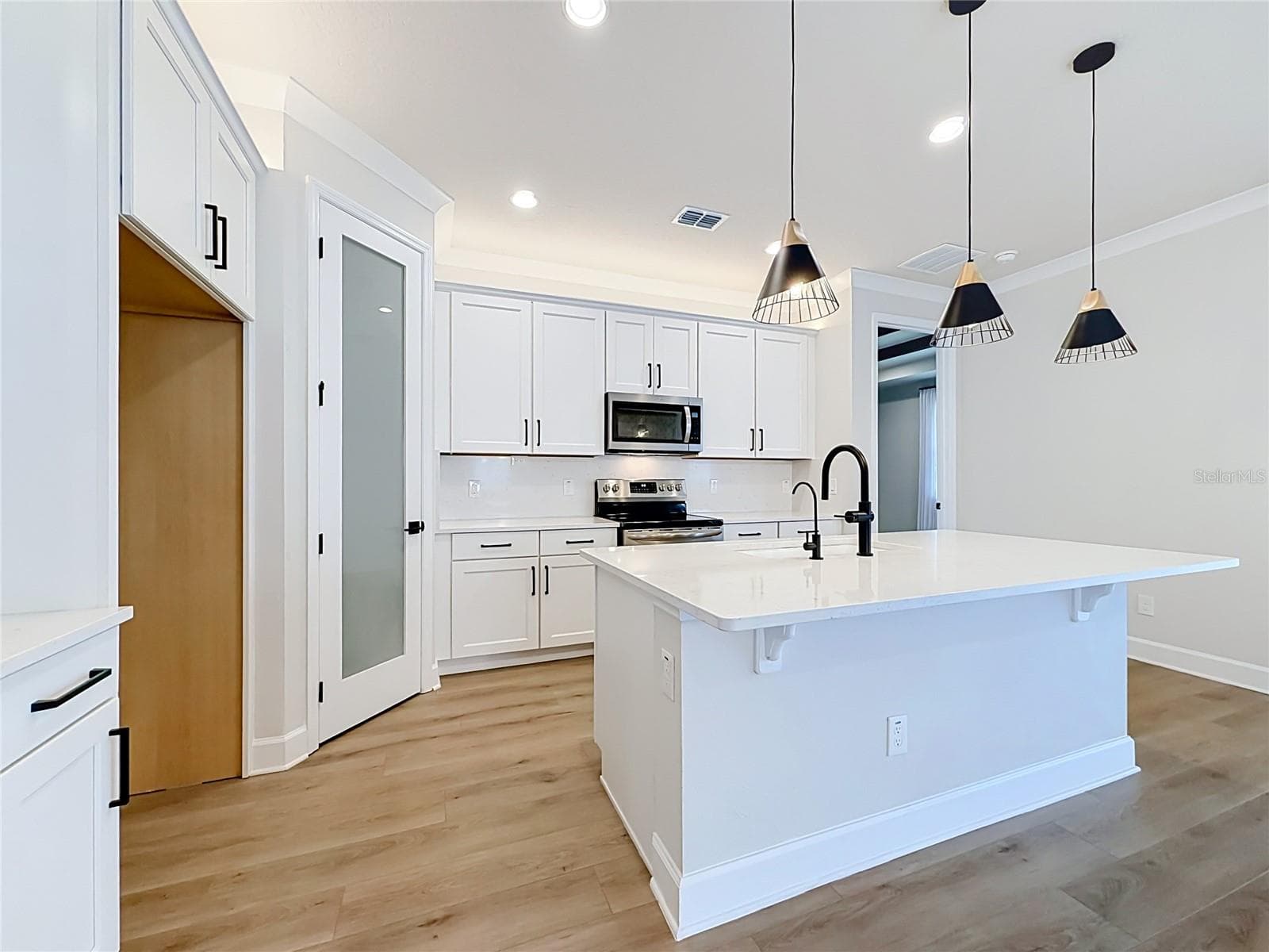 Single Family Residence at 3540 STONEBRIAR LN, SANFORD, photo 39 of 62