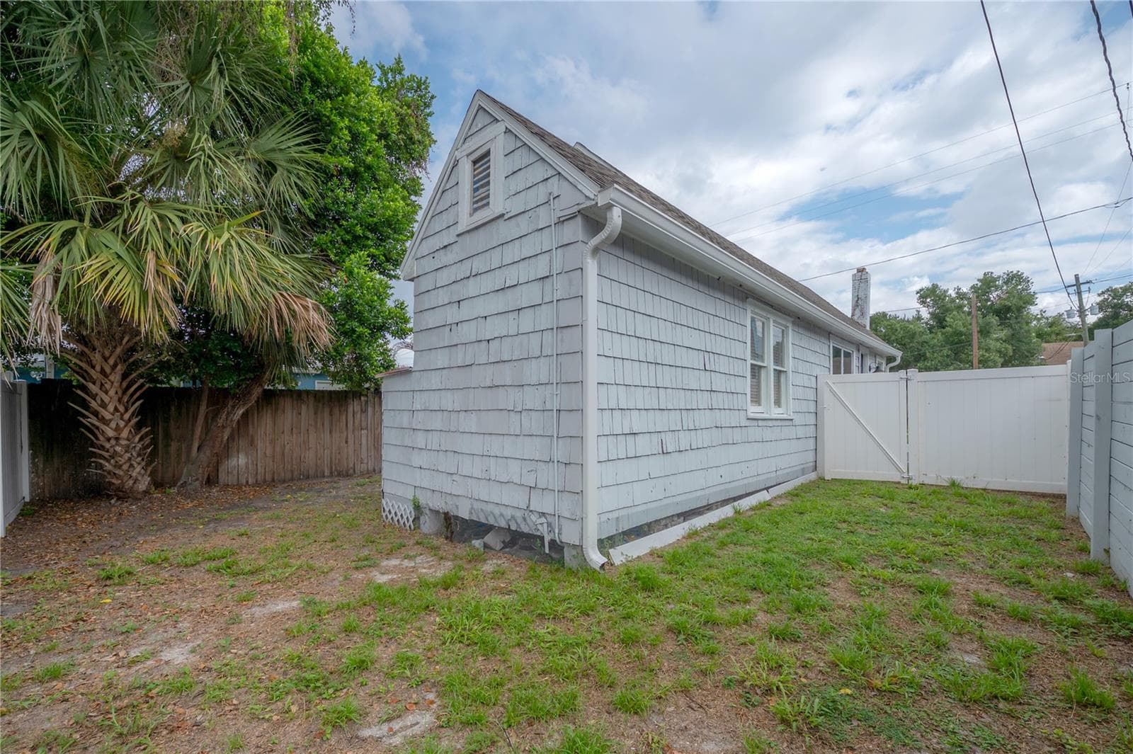 Duplex at 405 E CAYUGA ST, TAMPA, photo 49 of 54