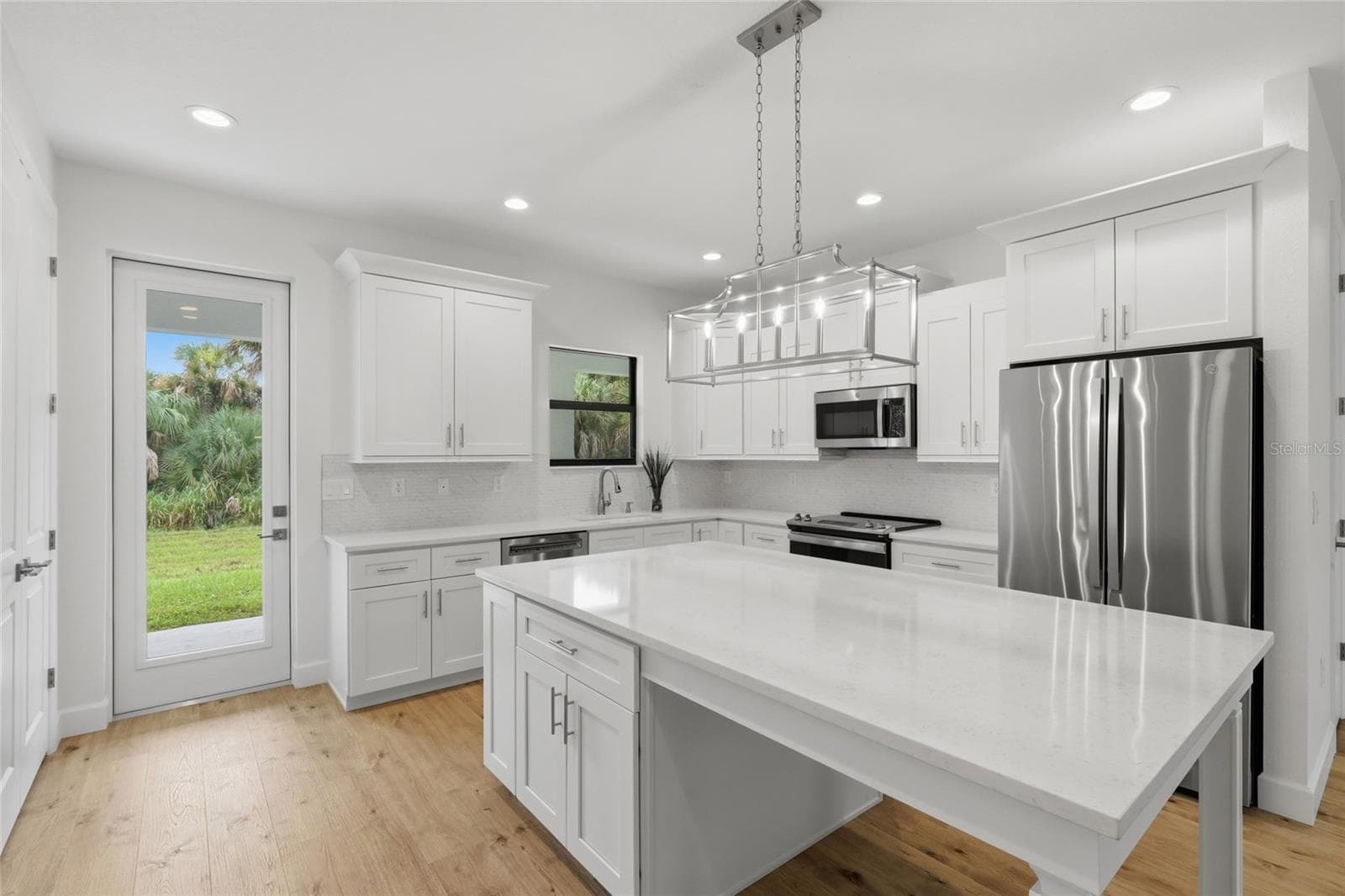 Single Family Residence at 14390 MADDOCK AVE, PORT CHARLOTTE, photo 8 of 44