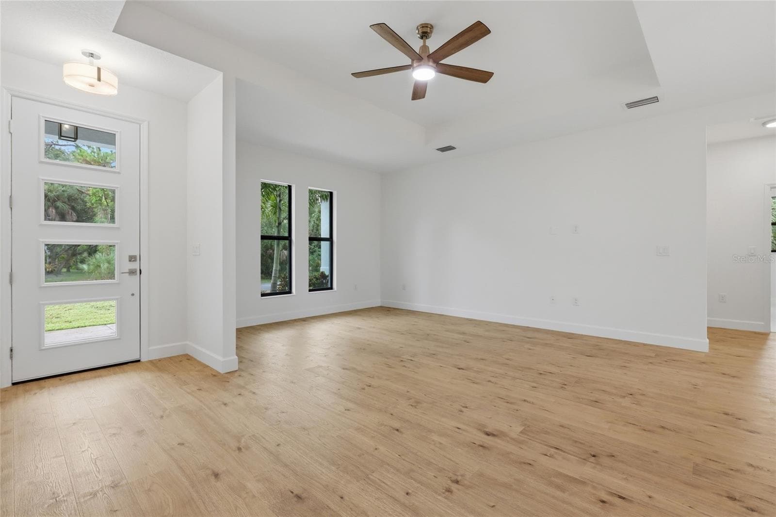 Single Family Residence at 14390 MADDOCK AVE, PORT CHARLOTTE, photo 9 of 44