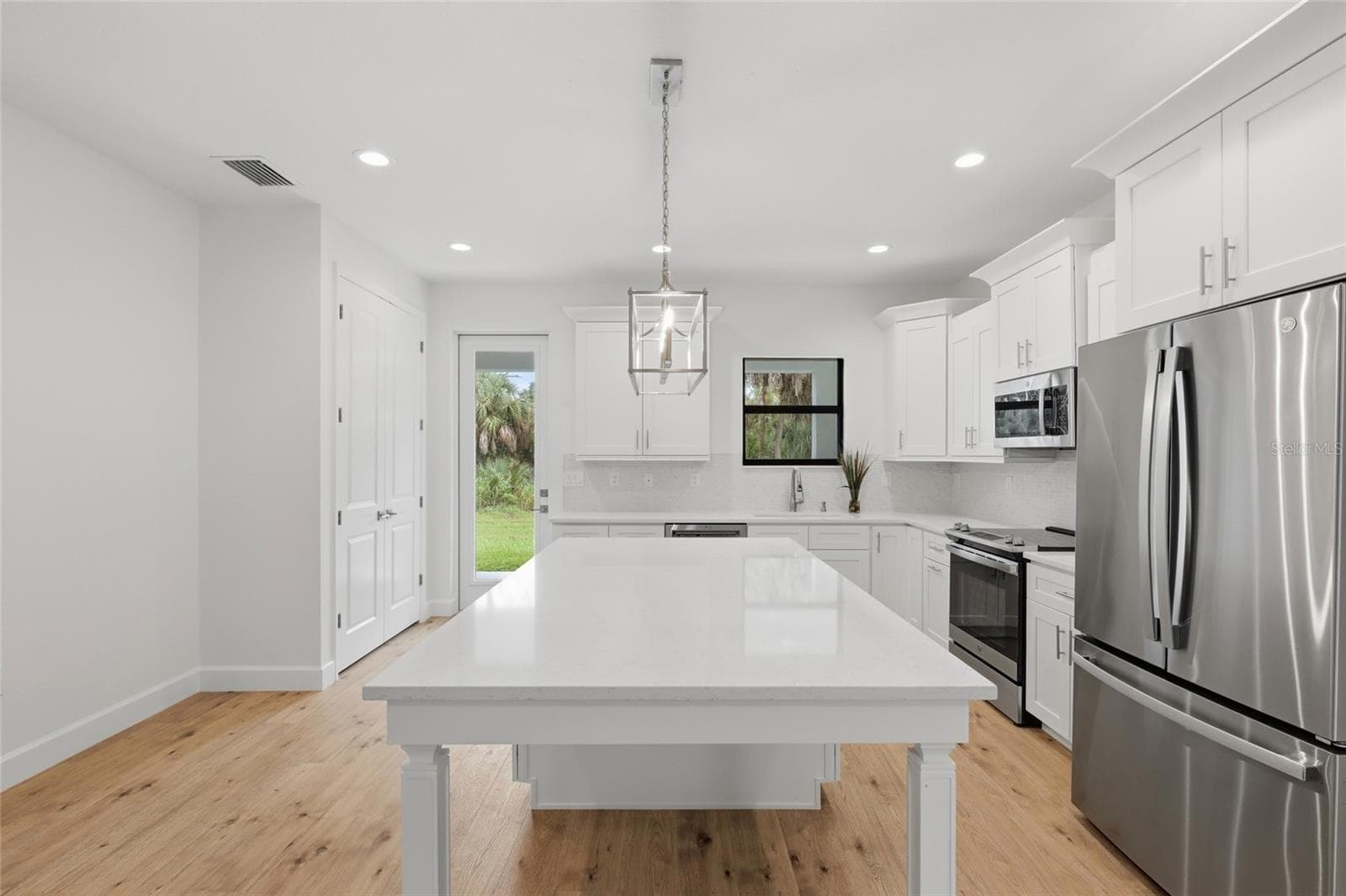 Single Family Residence at 14390 MADDOCK AVE, PORT CHARLOTTE, photo 13 of 44