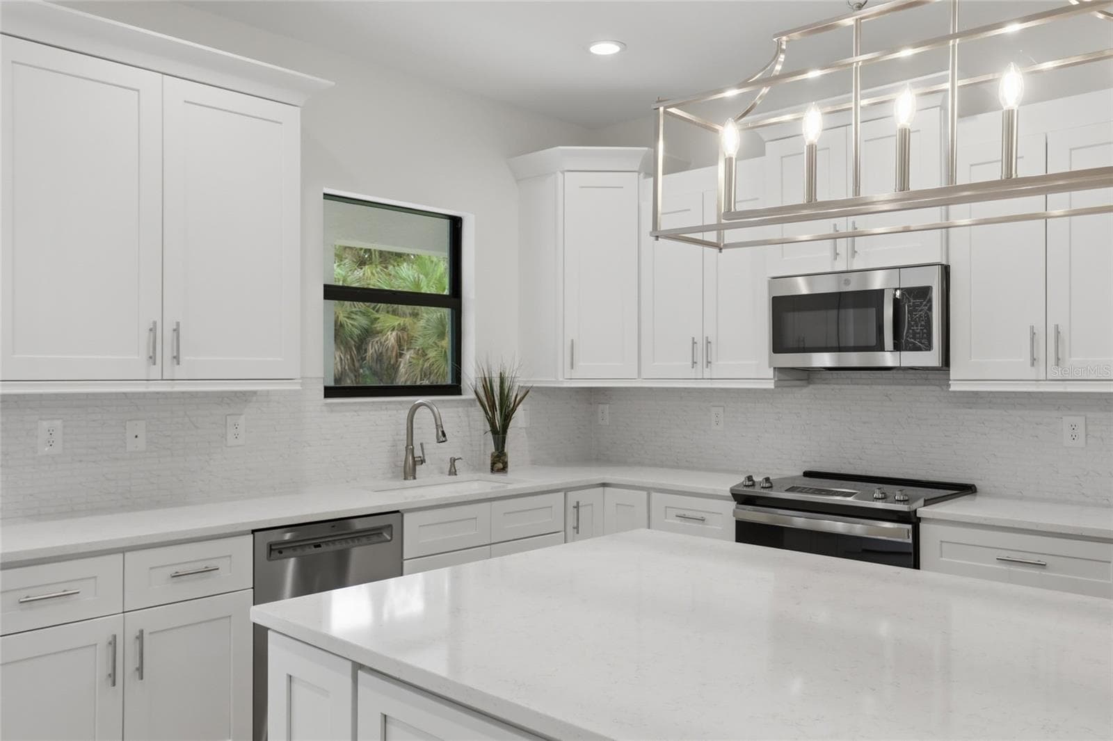 Single Family Residence at 14390 MADDOCK AVE, PORT CHARLOTTE, photo 15 of 44