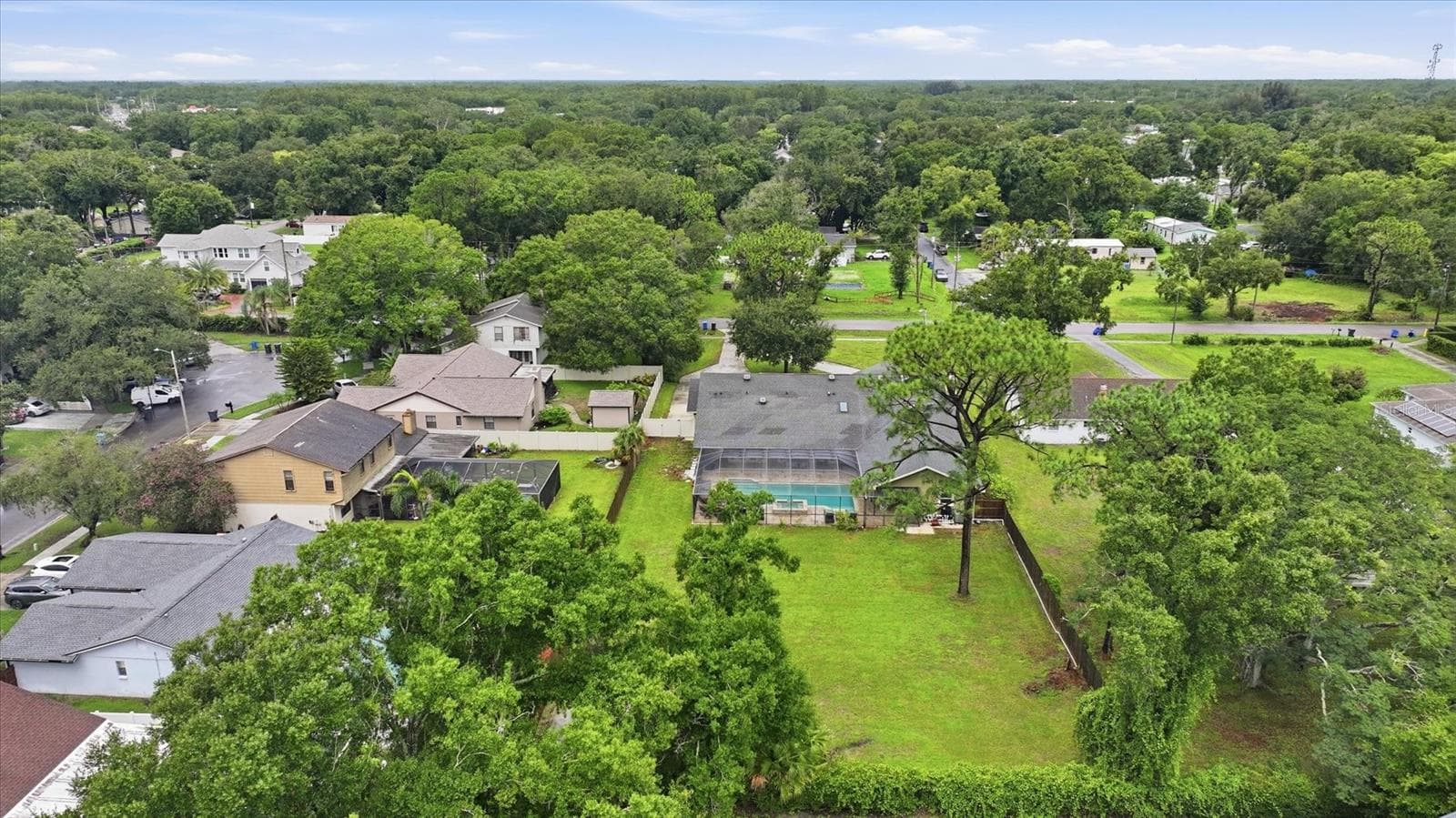 Aerial from behind property - 15127 PENNINGTON RD, TAMPA