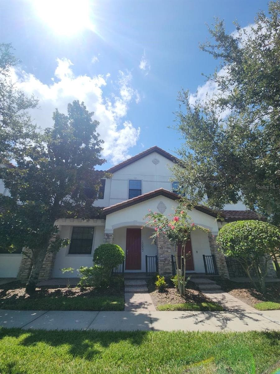 10052 EAGLE CREEK CENTER BLVD