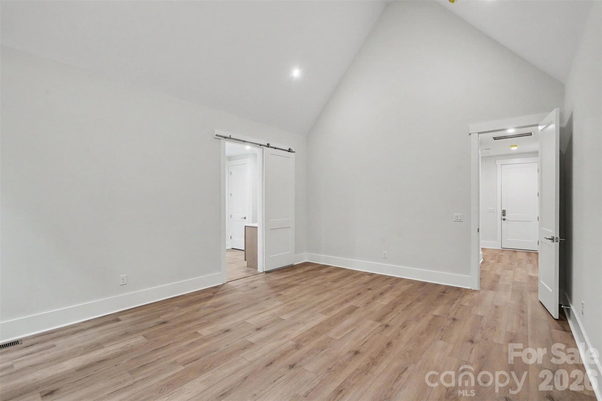 Primary Bedroom with vaulted ceiling - - 4808 Rockwood Drive, Waxhaw