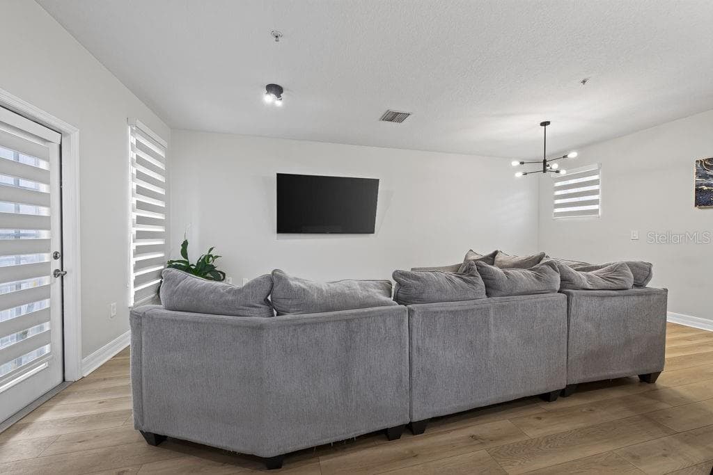 Townhouse at 4546 BAY SPRING CT, TAMPA, photo 10 of 51