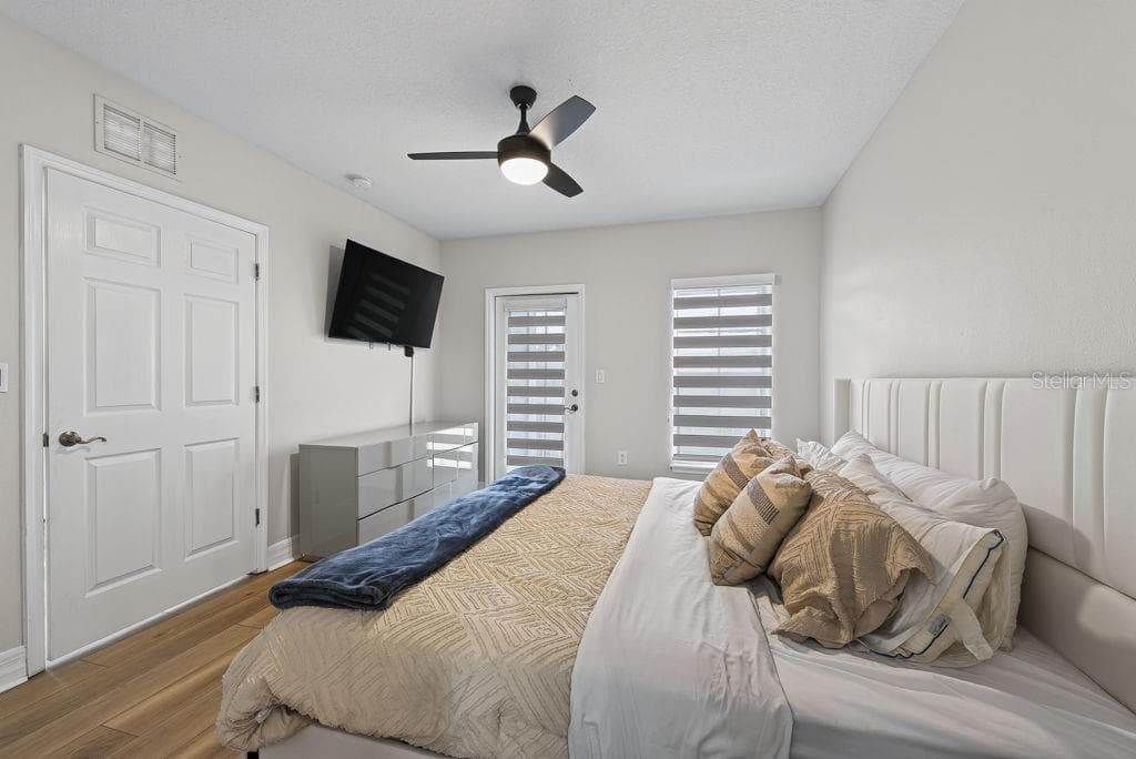 Townhouse at 4546 BAY SPRING CT, TAMPA, photo 27 of 51