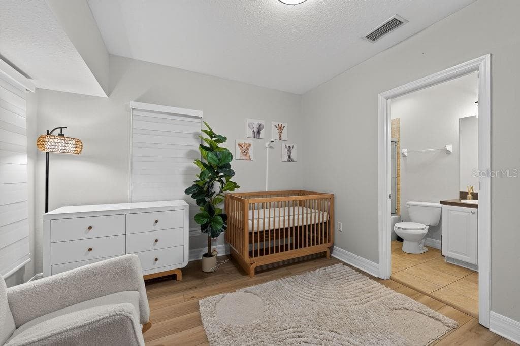 Townhouse at 4546 BAY SPRING CT, TAMPA, photo 33 of 51