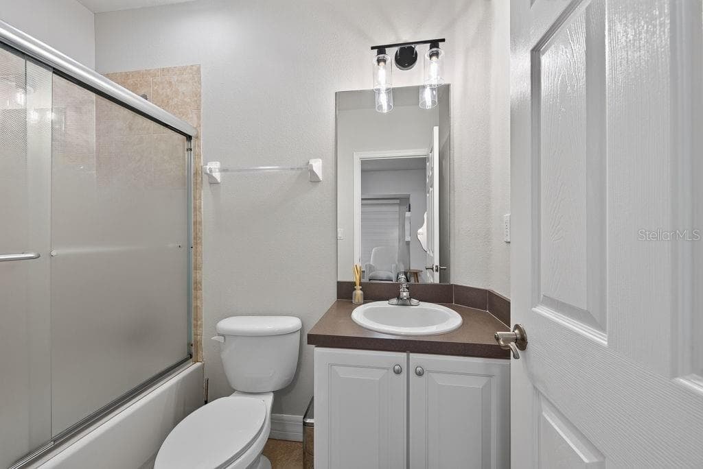 Townhouse at 4546 BAY SPRING CT, TAMPA, photo 35 of 51