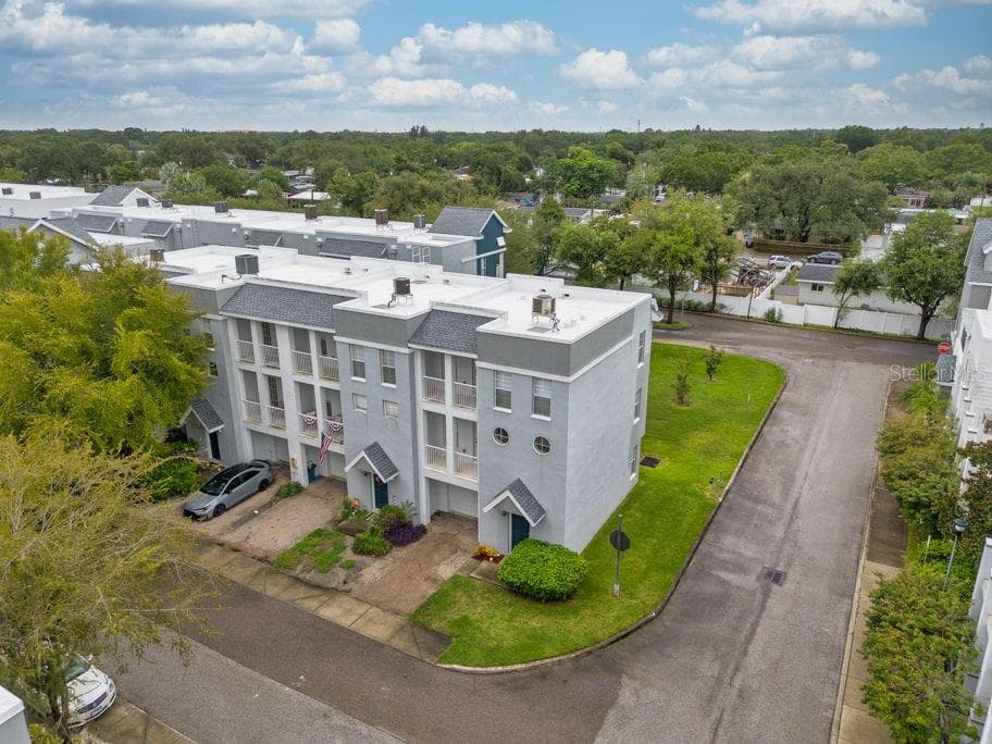 Townhouse at 4546 BAY SPRING CT, TAMPA, photo 48 of 51