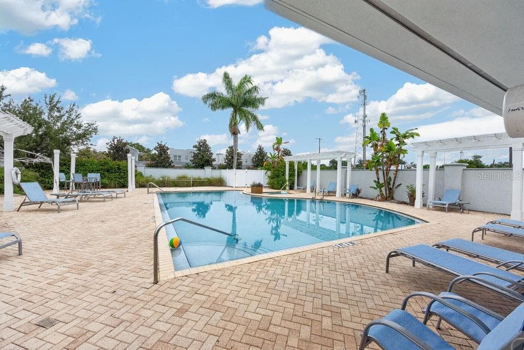 Townhouse at 4546 BAY SPRING CT, TAMPA, photo 49 of 51