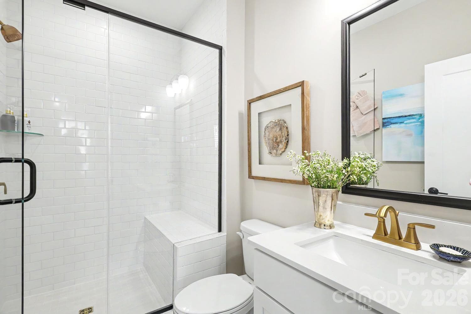 First floor ensuite bathroom with upgraded fixtures - 2505 Kenmore Avenue, Charlotte
