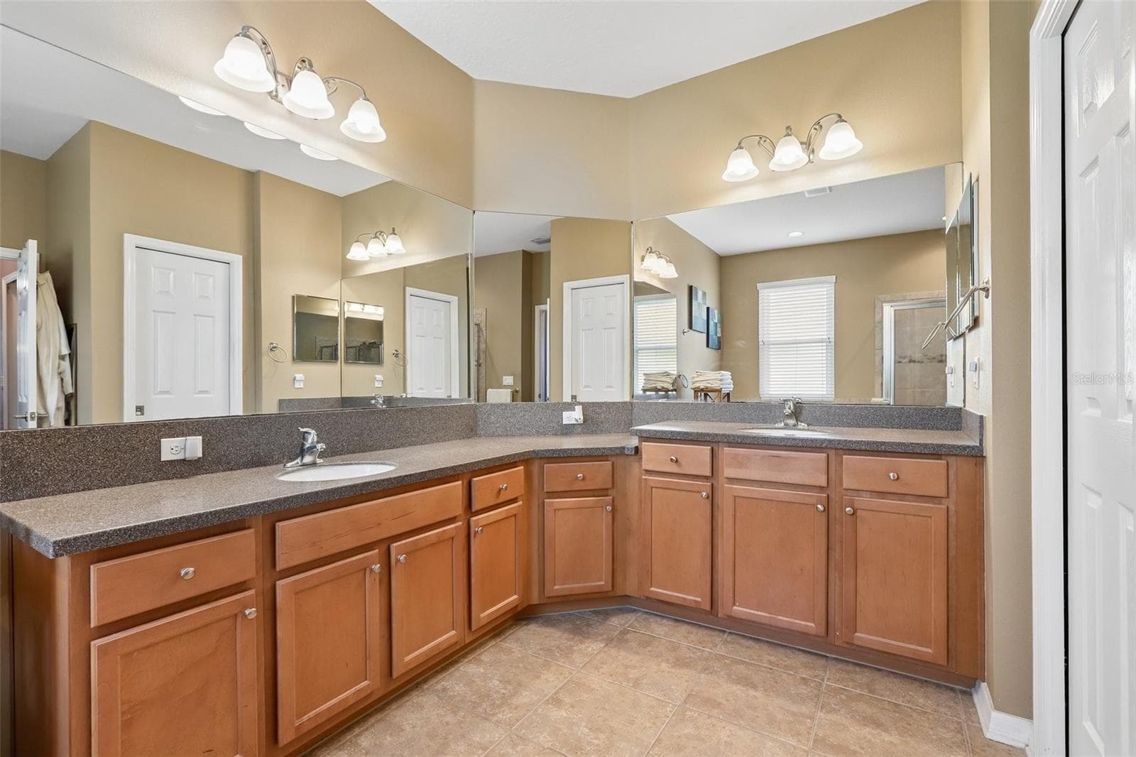 Single Family Residence at 809 SEMINOLE SKY DR, RUSKIN, photo 37 of 63